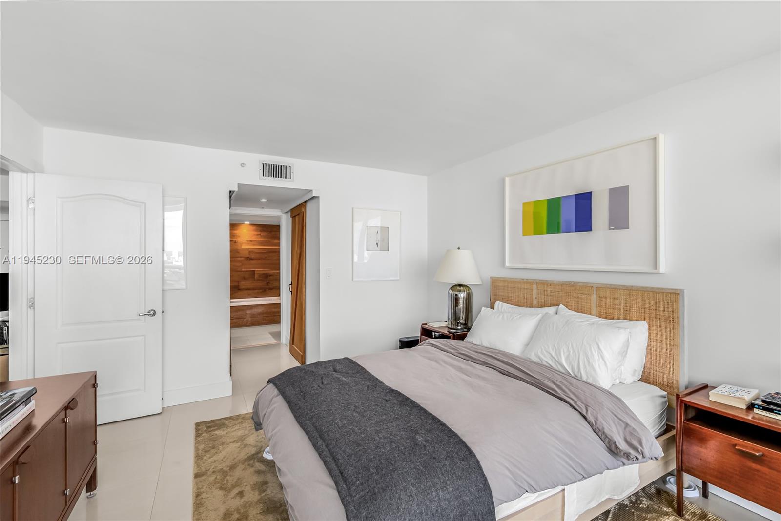 SUNSET HARBOUR SOUTH COND - Residential