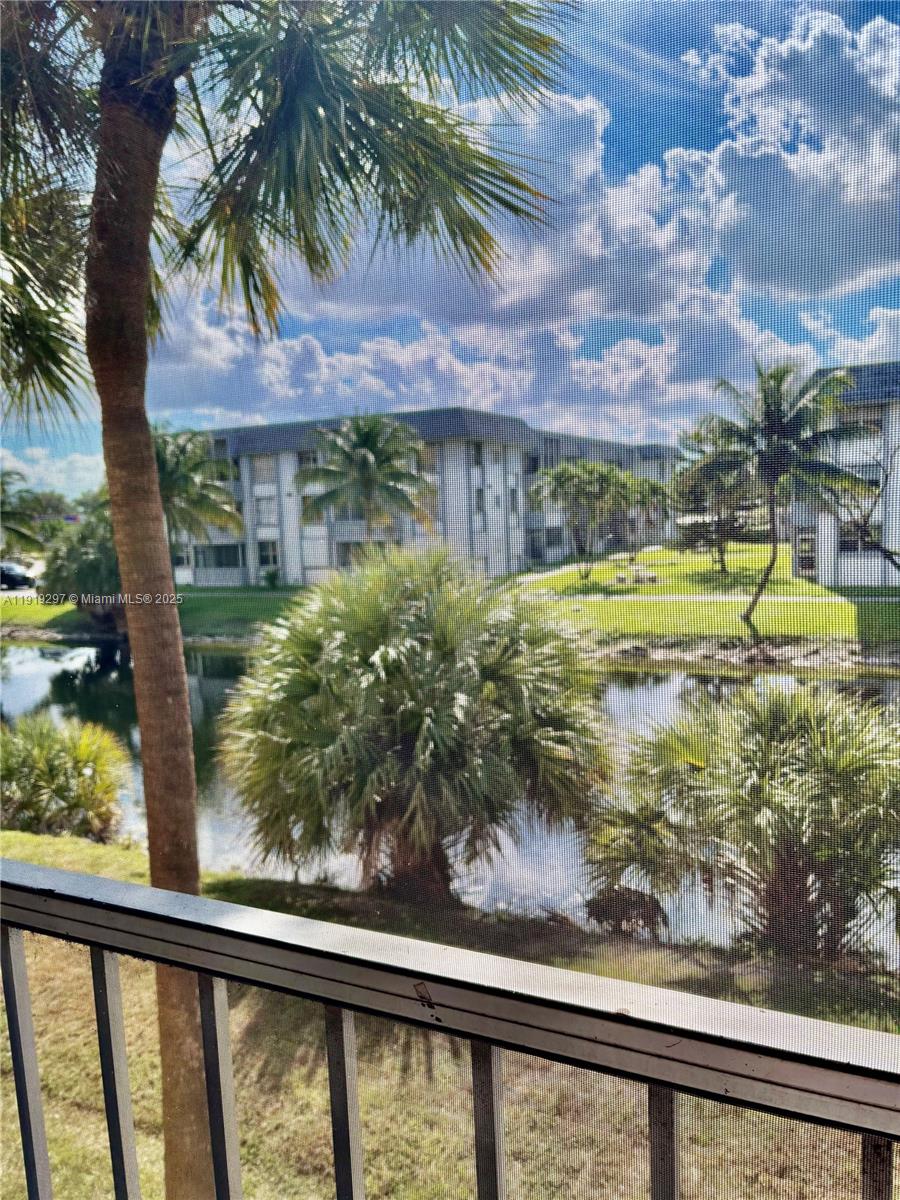 17000 NW 67th Ave 232