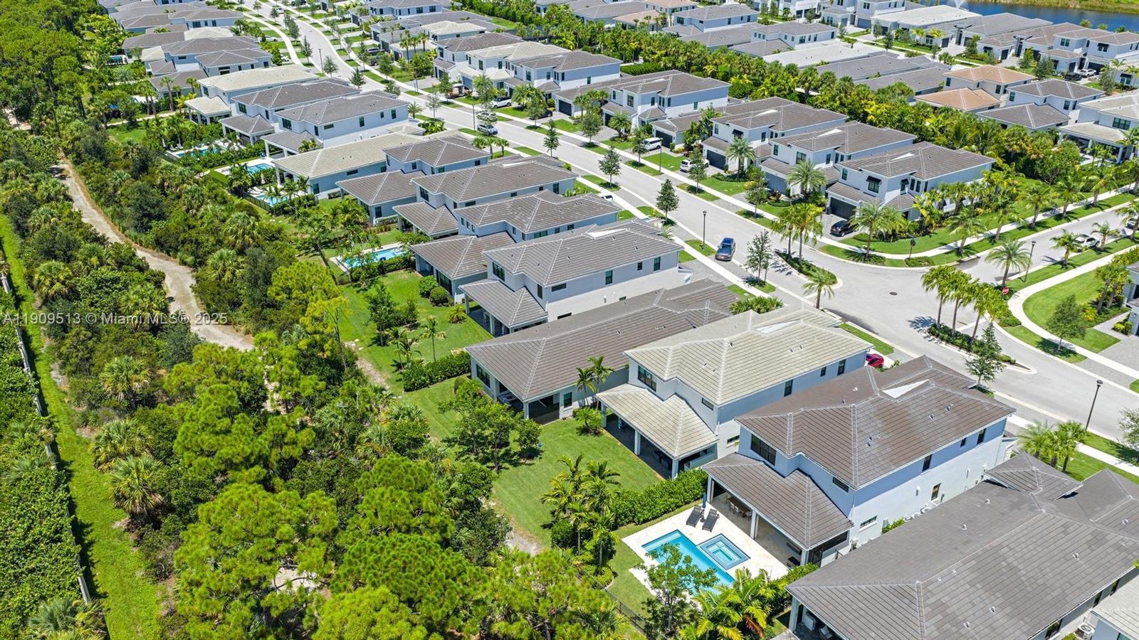 ARTISTRY - Residential