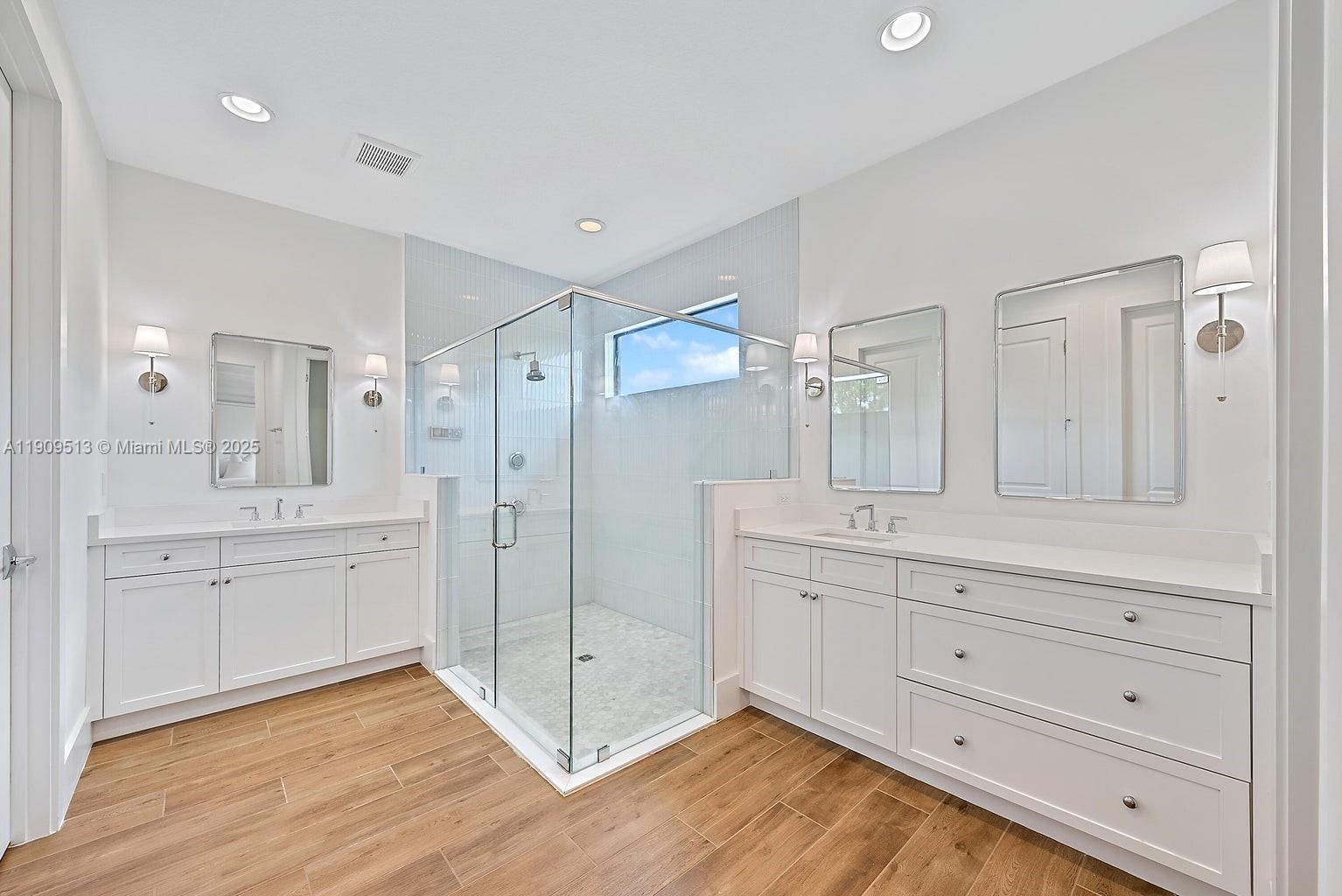 ARTISTRY - Residential