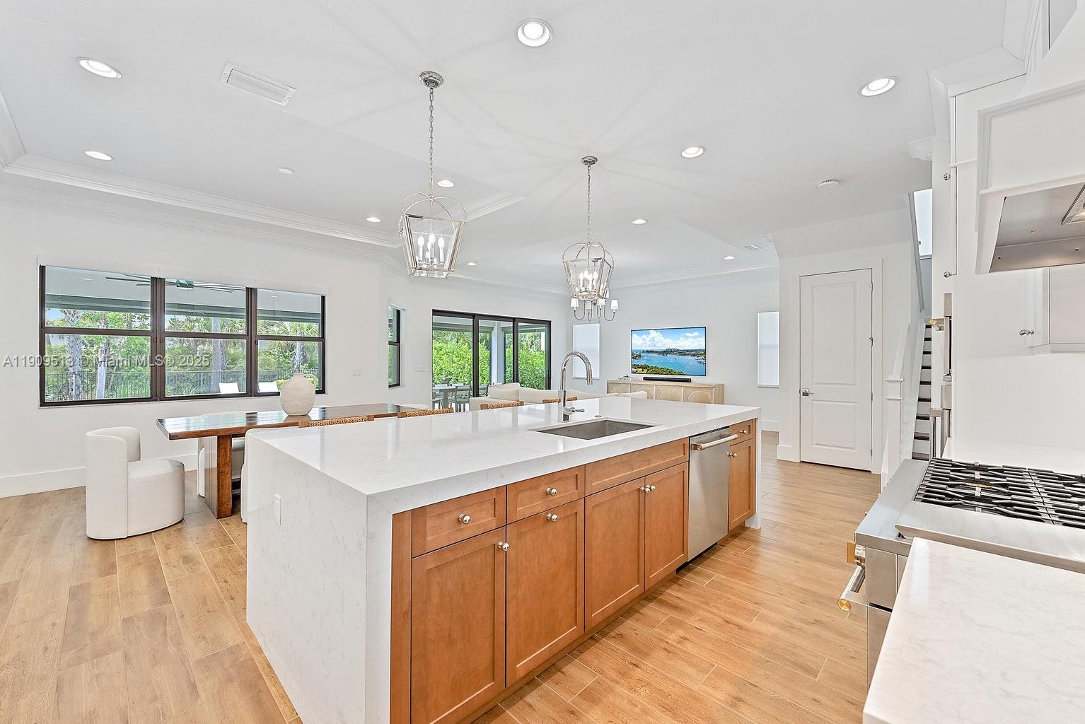 ARTISTRY - Residential