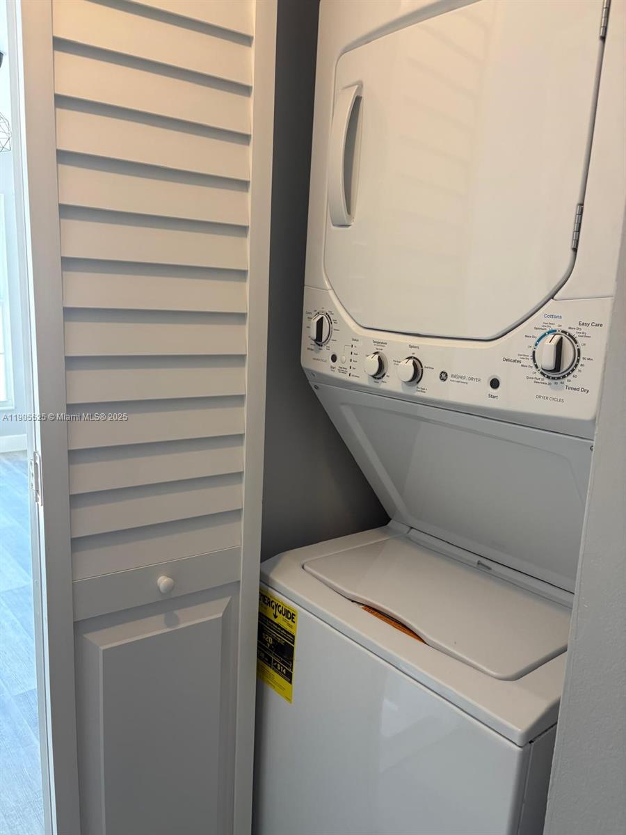 ROCK CREEK PHASE TWO - Residential Lease