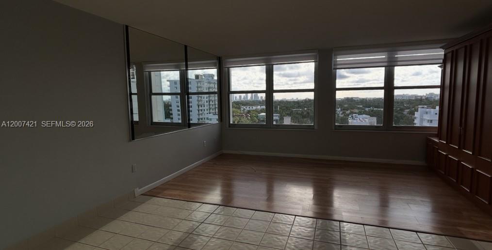 TRITON TOWER CONDO - Residential