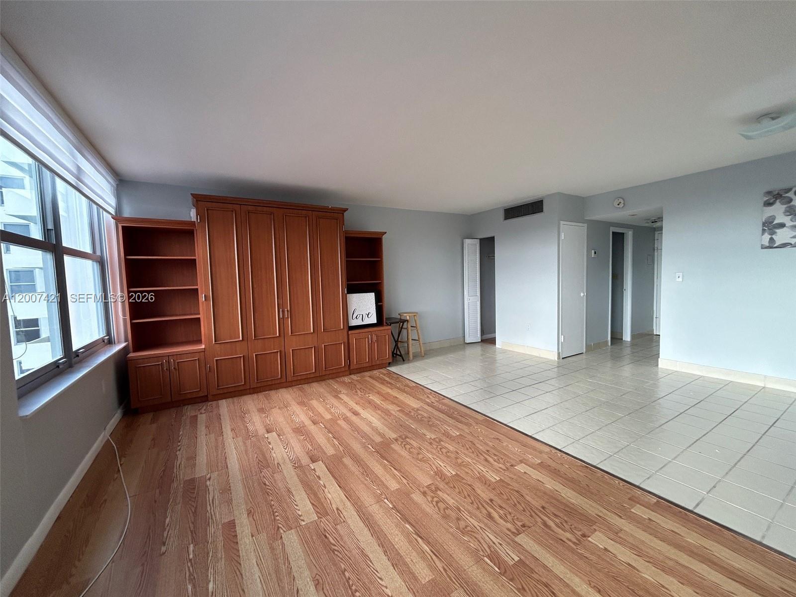 TRITON TOWER CONDO - Residential