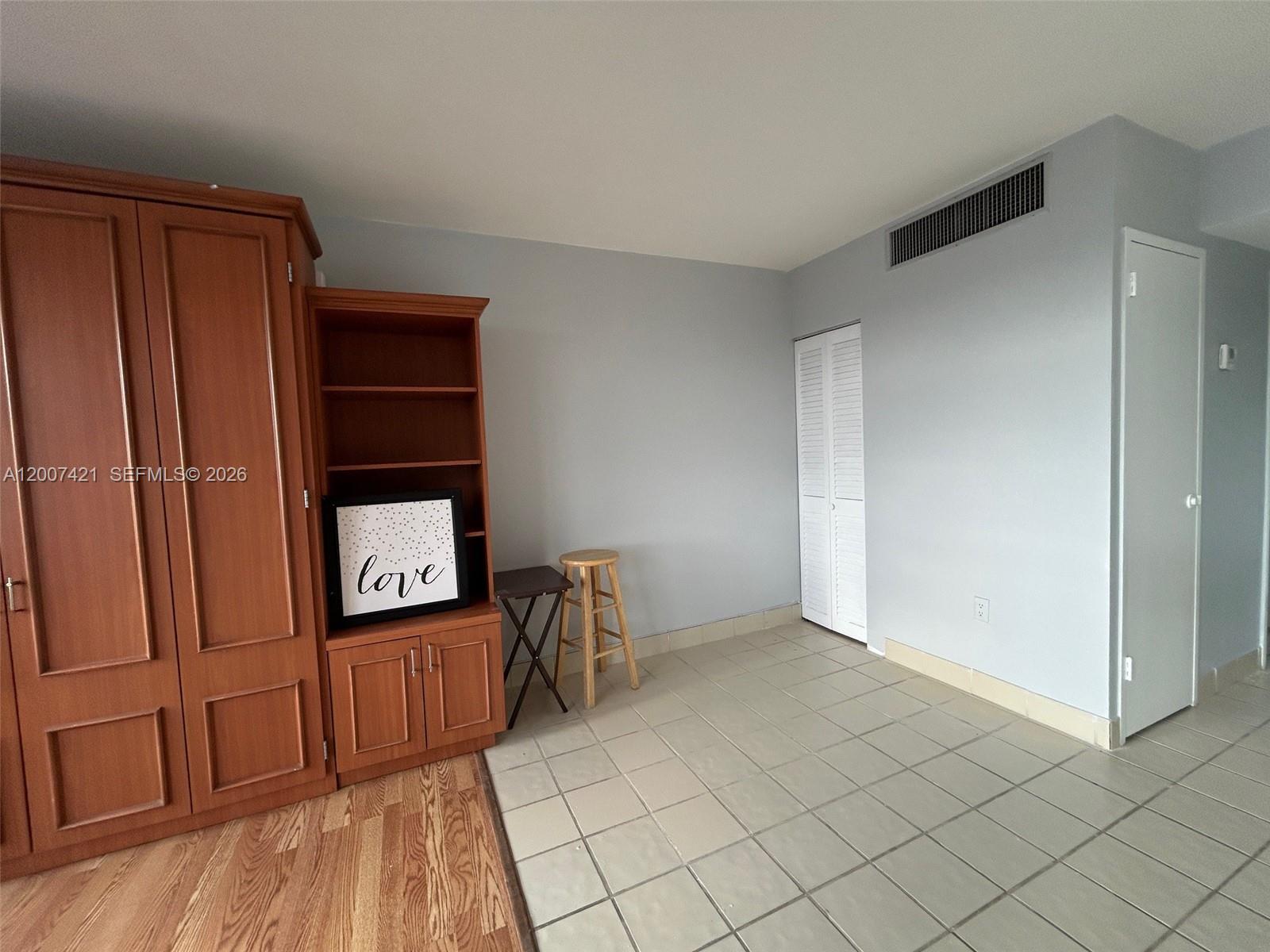 TRITON TOWER CONDO - Residential