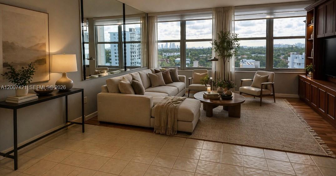 2899 Collins Ave 1040