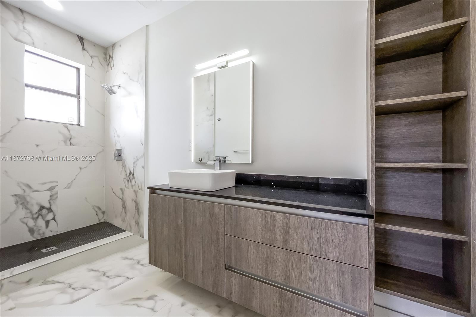 POSITANO TOWNHOUSES - Residential