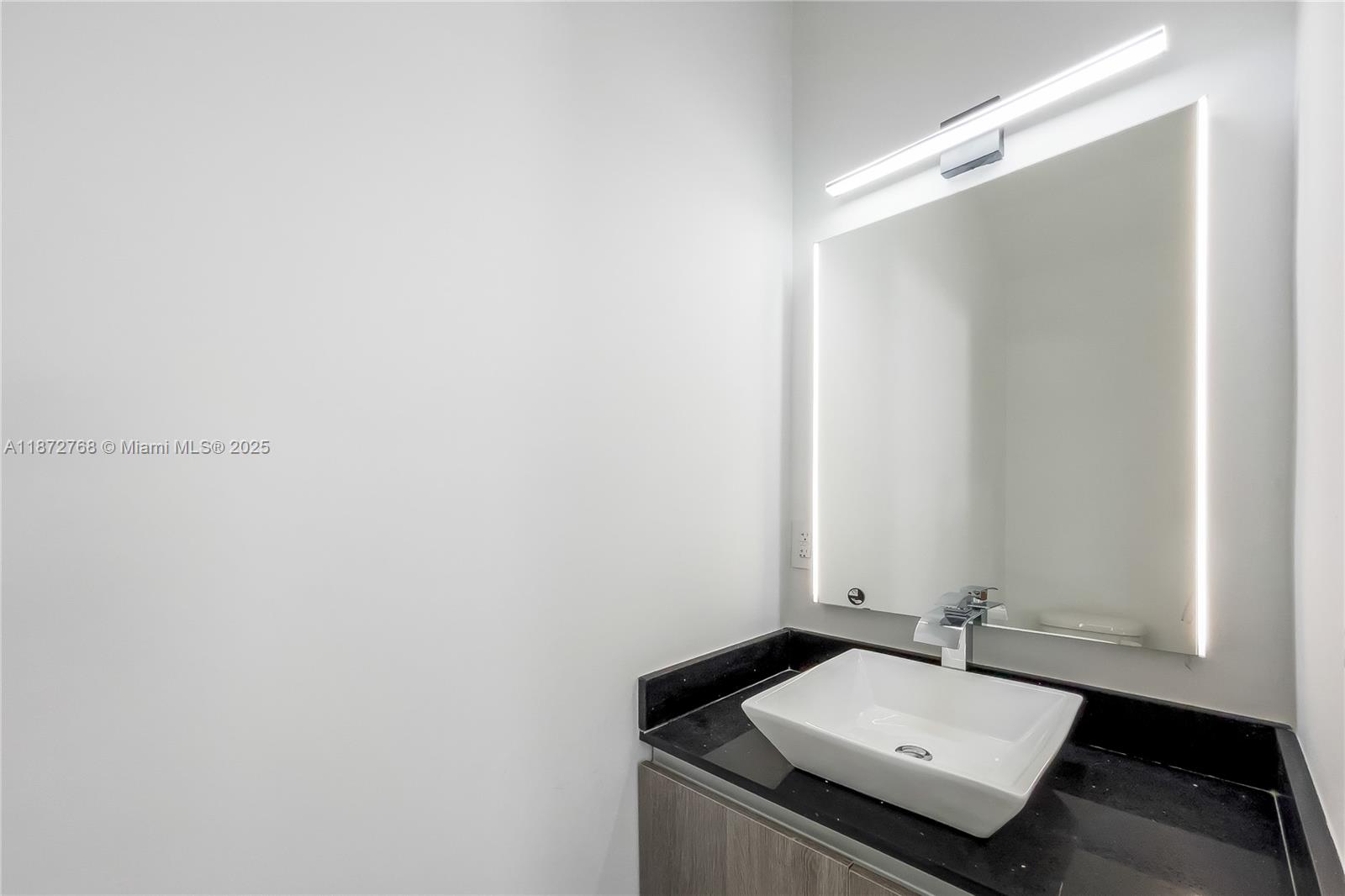 POSITANO TOWNHOUSES - Residential