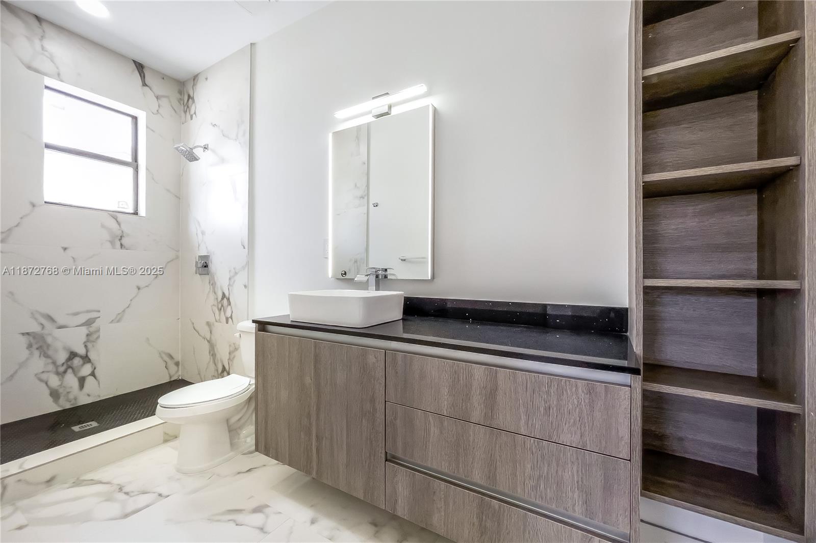 POSITANO TOWNHOUSES - Residential