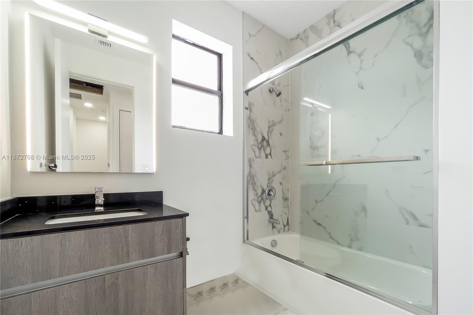 POSITANO TOWNHOUSES - Residential