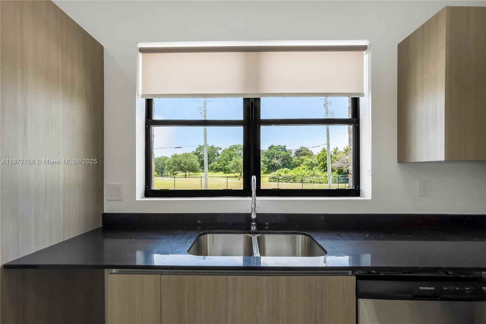 POSITANO TOWNHOUSES - Residential