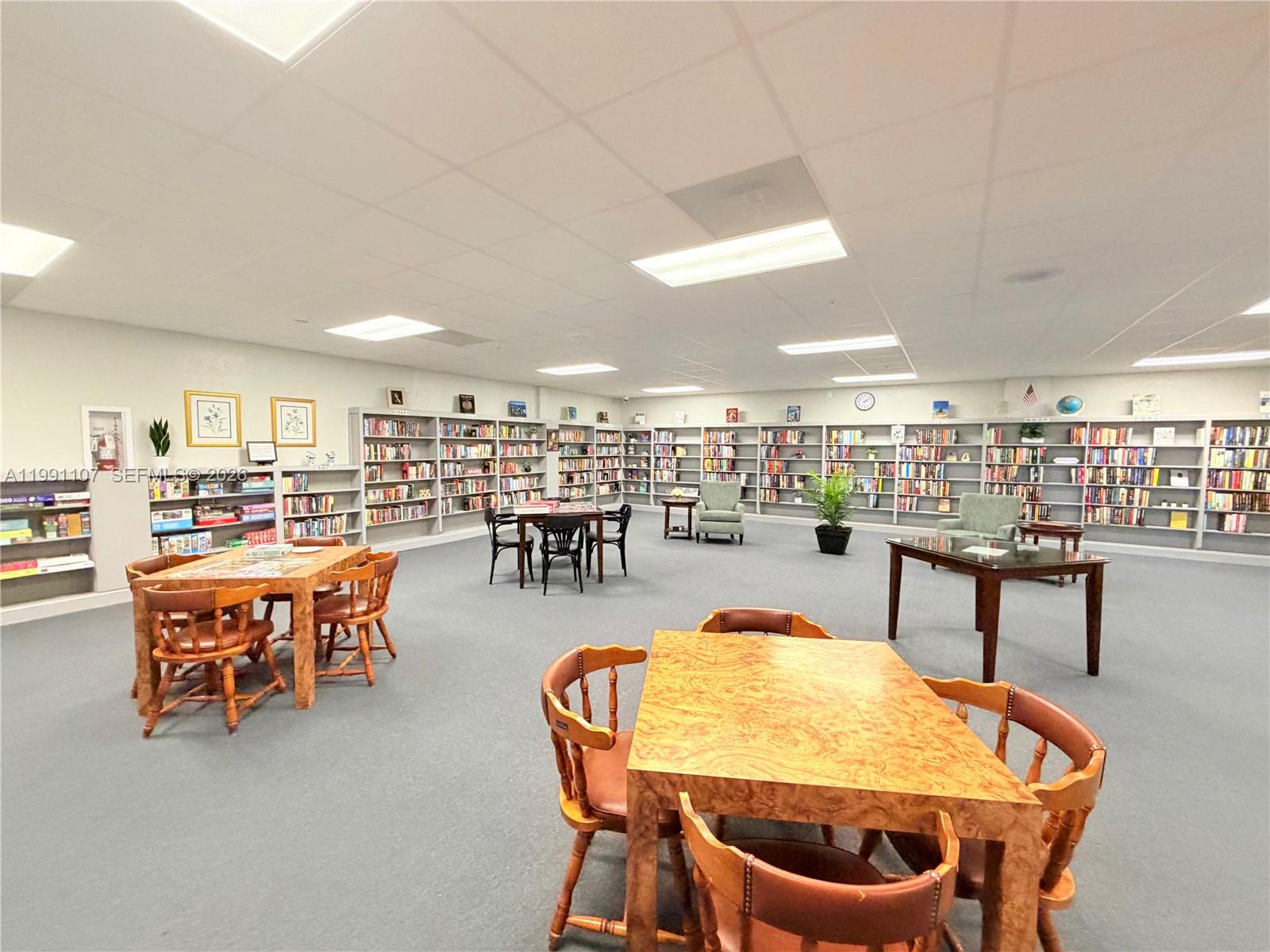 LAUDERDALE WEST 3 SEC - Residential