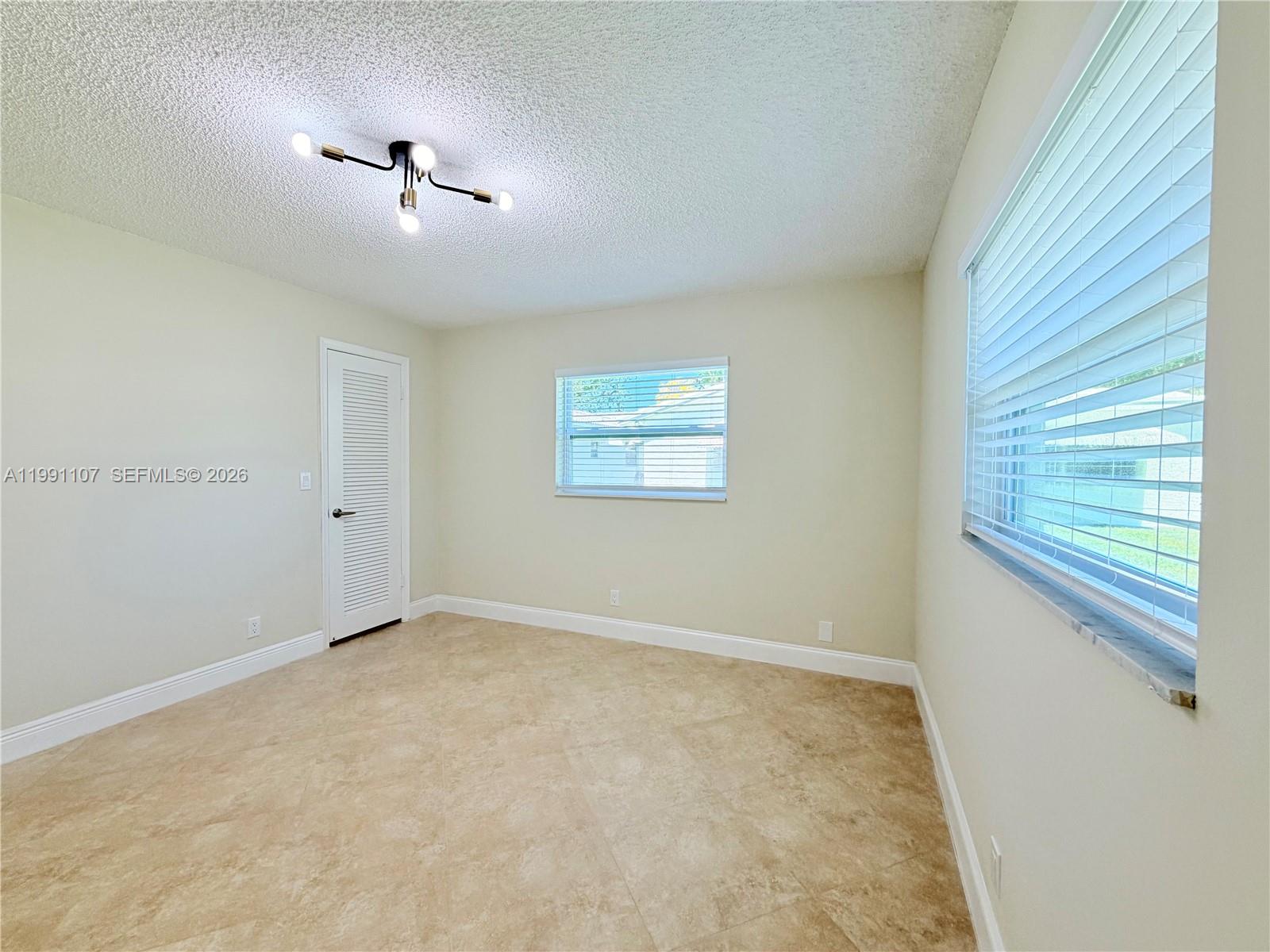 LAUDERDALE WEST 3 SEC - Residential