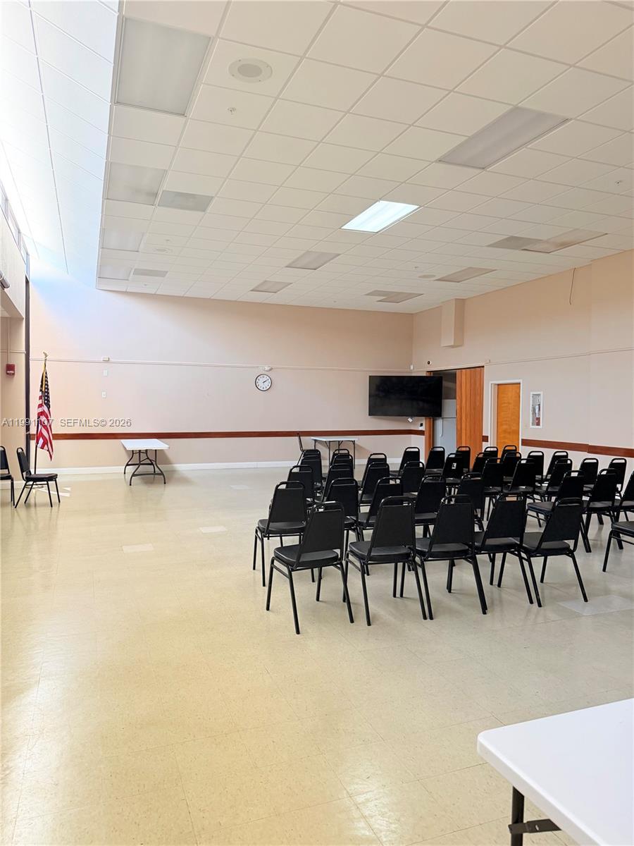 LAUDERDALE WEST 3 SEC - Residential