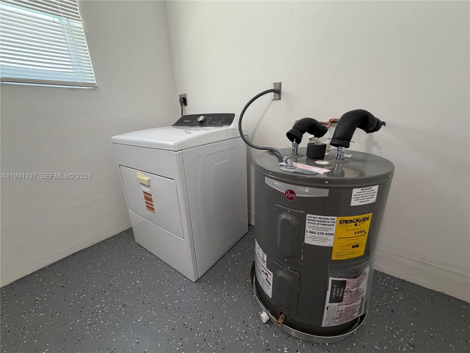 LAUDERDALE WEST 3 SEC - Residential