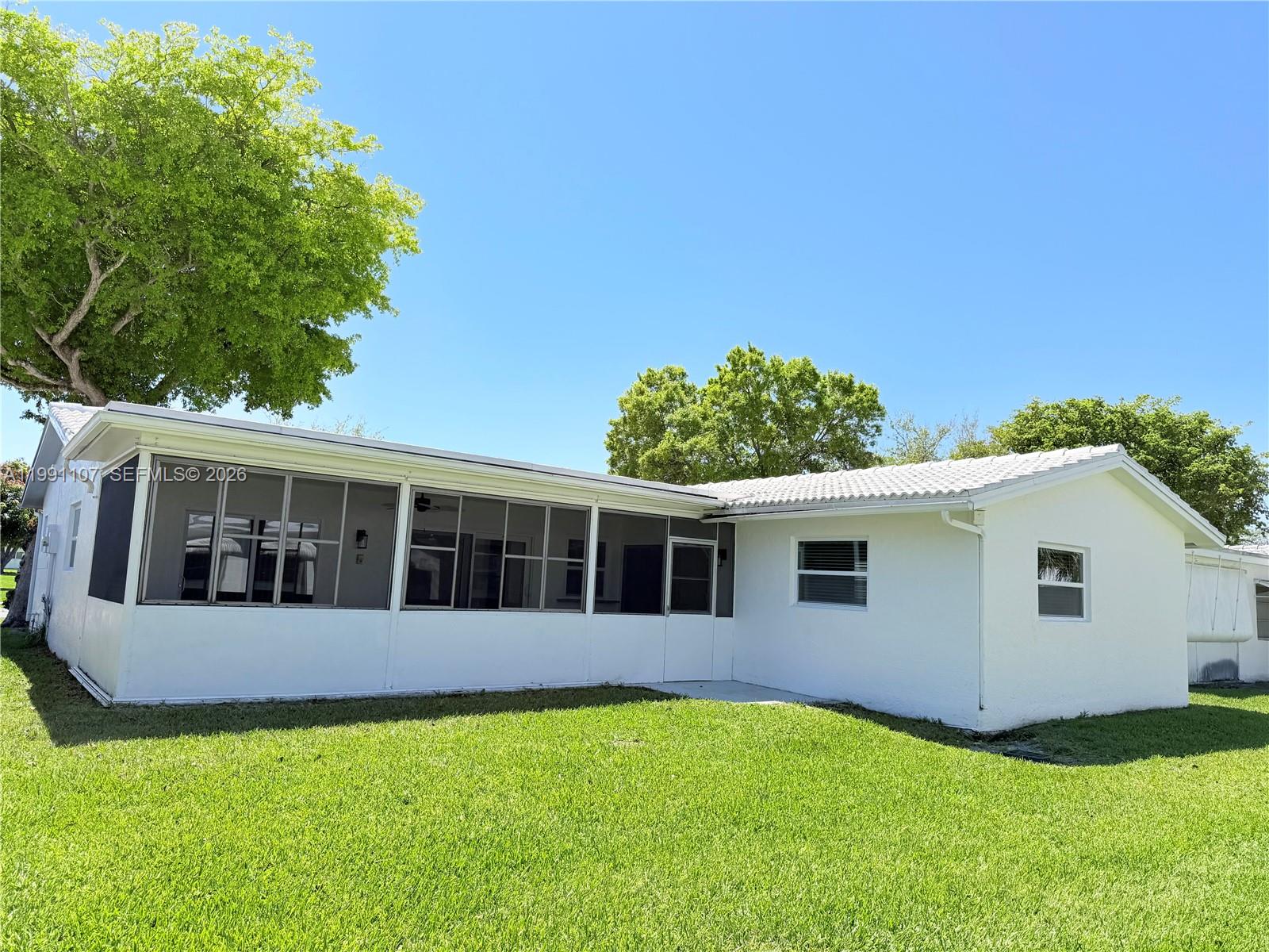 LAUDERDALE WEST 3 SEC - Residential