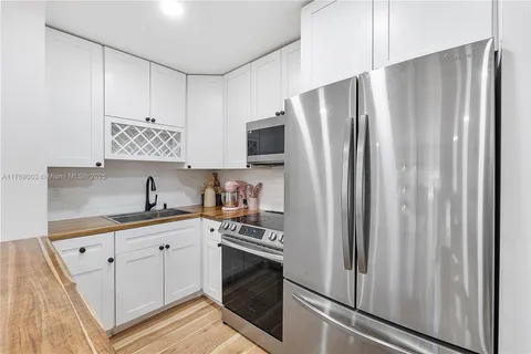 MLS: A11769003