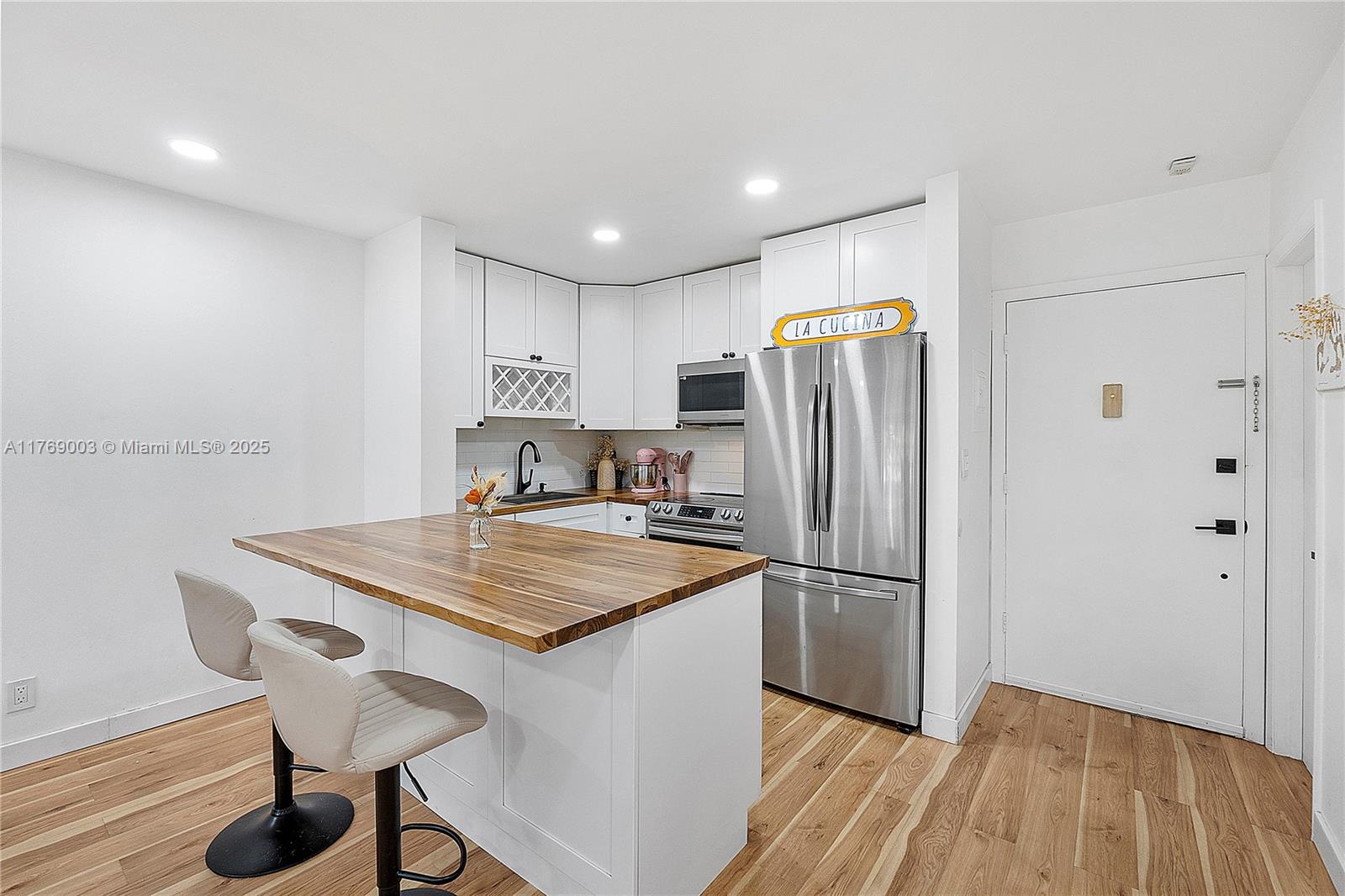 MAYFAIR APT CO-OP - Residential