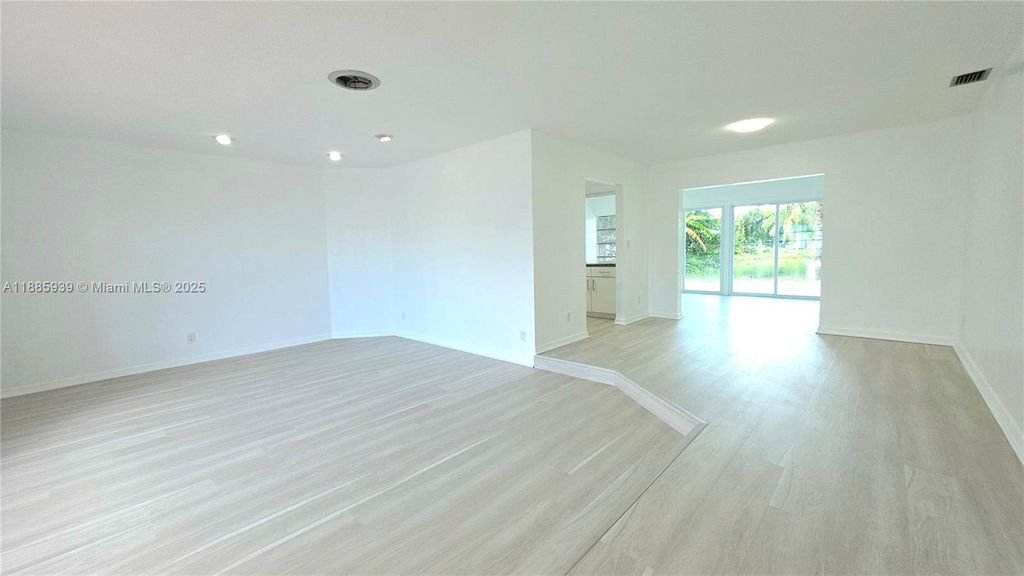 Photo of 5300 SW 7th Ct, Margate, FL 33068 (MLS # A11885939)