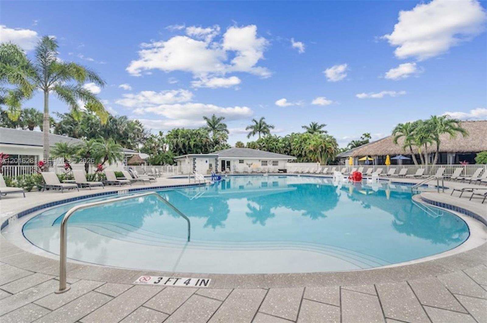 AZTEC RV RESORT LAND COND - Land