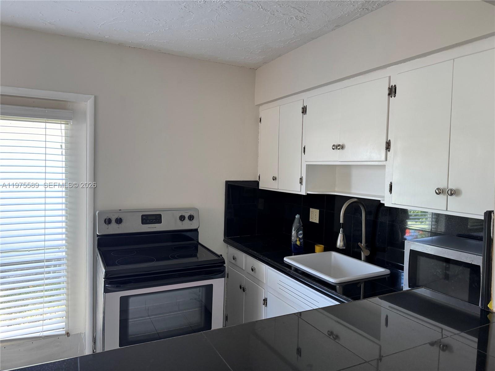 ATLANTIC SHORES DIXIE HIG - Residential Lease