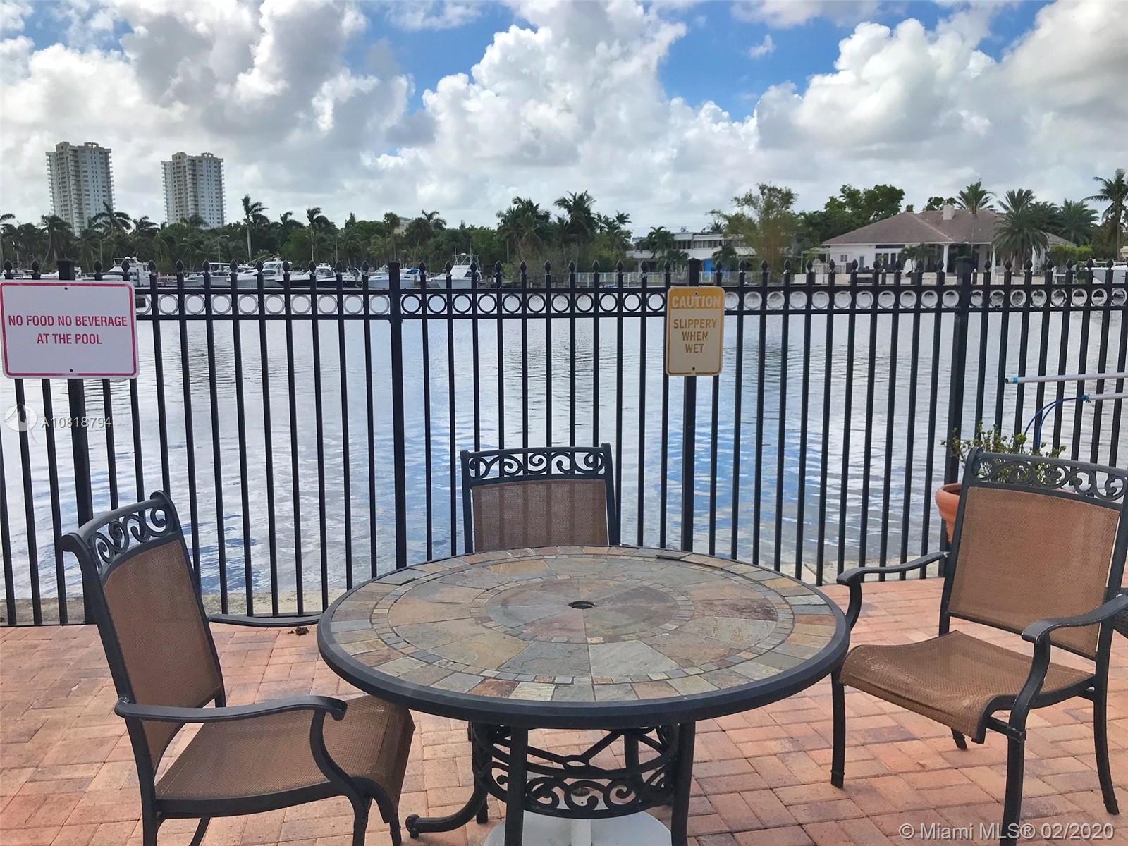 DE SOTO PARK CONDO - Residential Lease