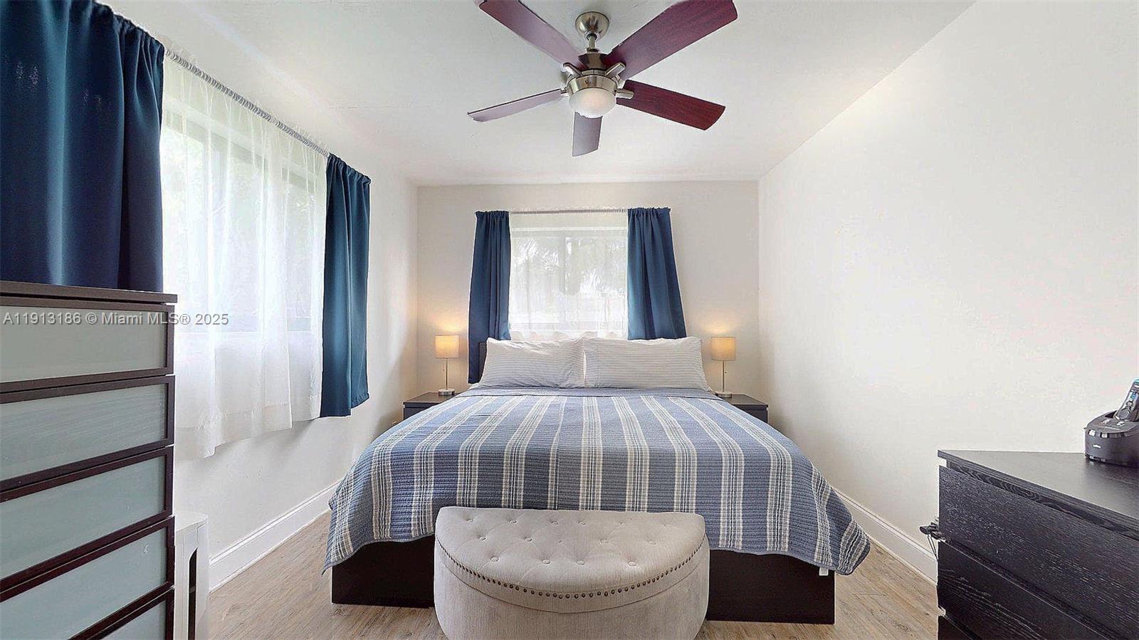 FLAMINGO PARK SEC - Residential