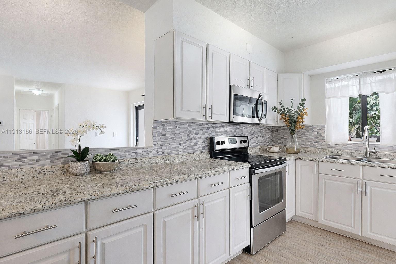 FLAMINGO PARK SEC - Residential