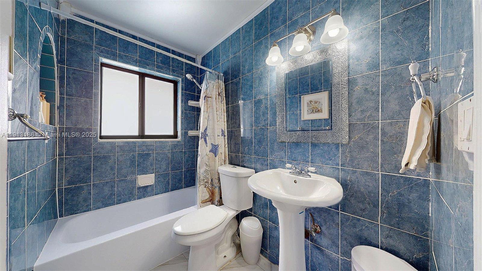 FLAMINGO PARK SEC - Residential