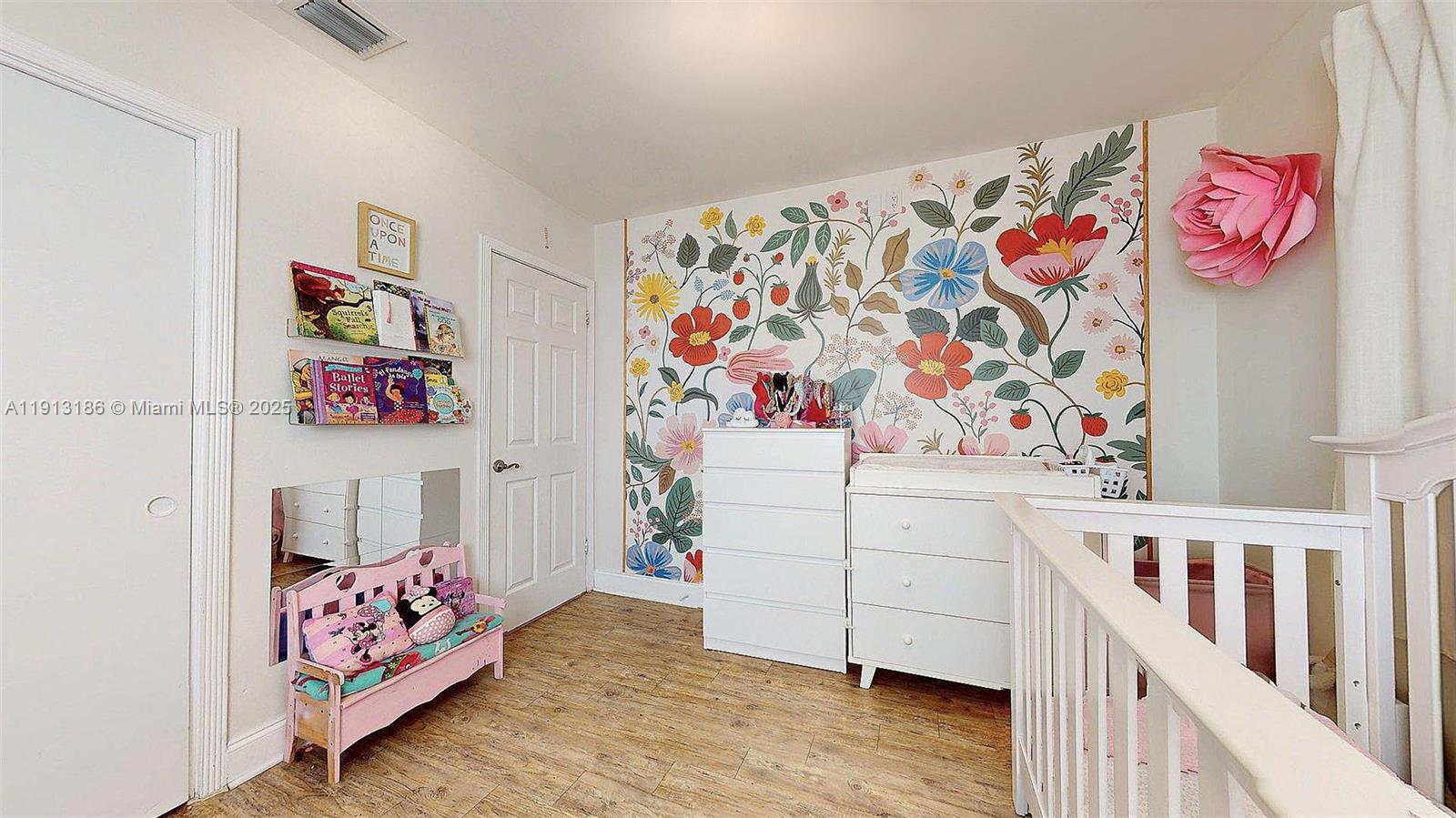 FLAMINGO PARK SEC - Residential