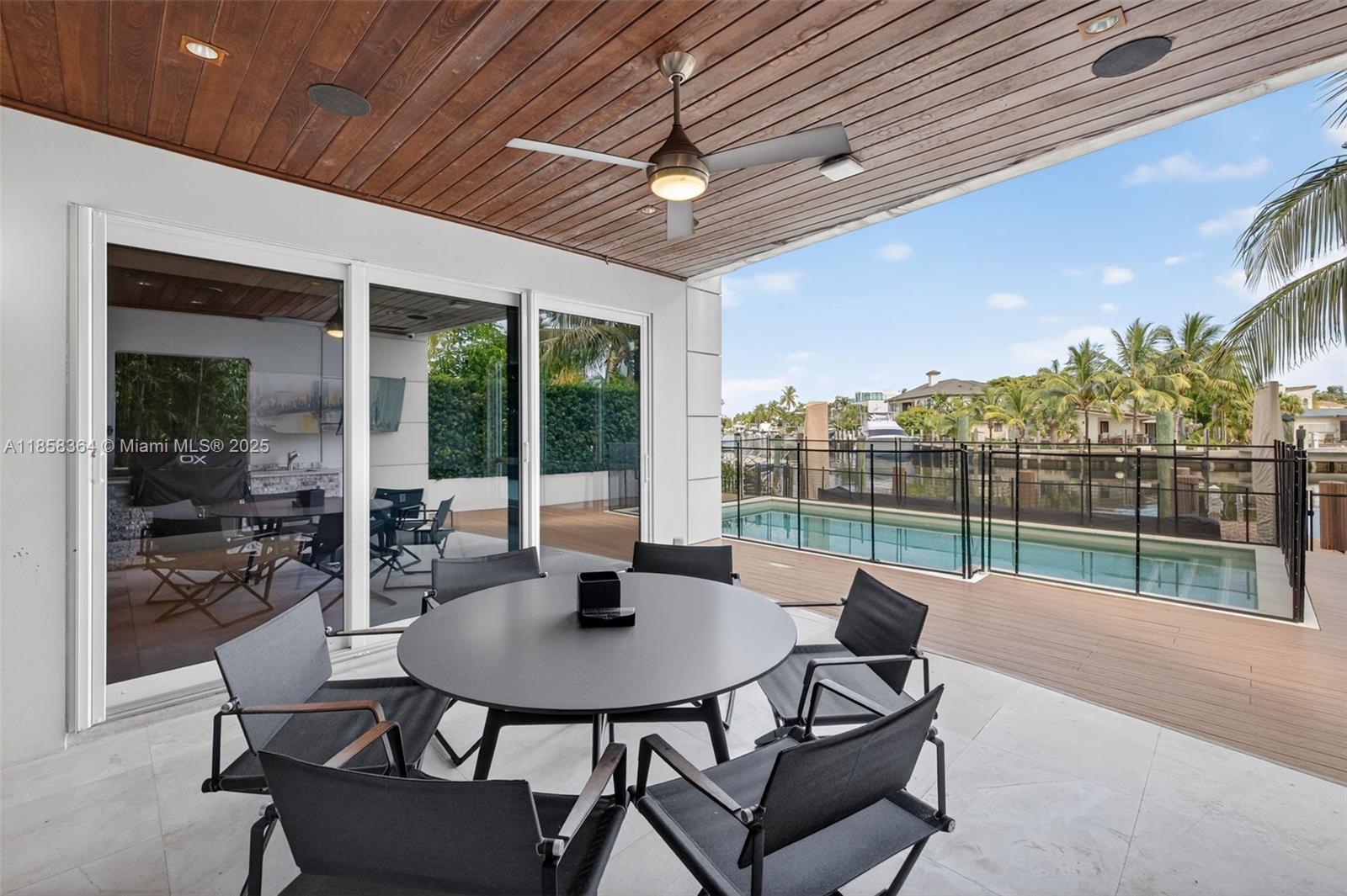 RIO VISTA - Residential