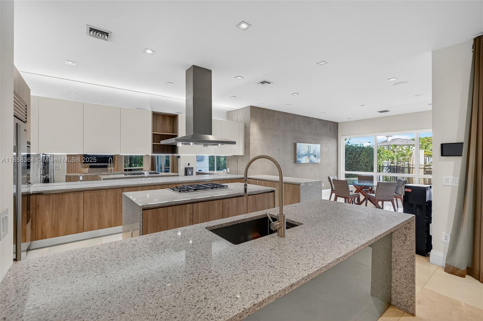 RIO VISTA - Residential