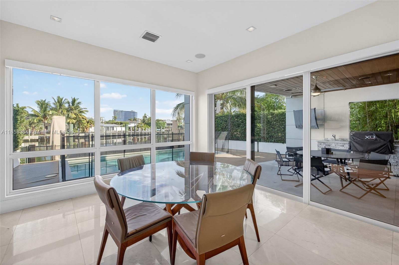 RIO VISTA - Residential