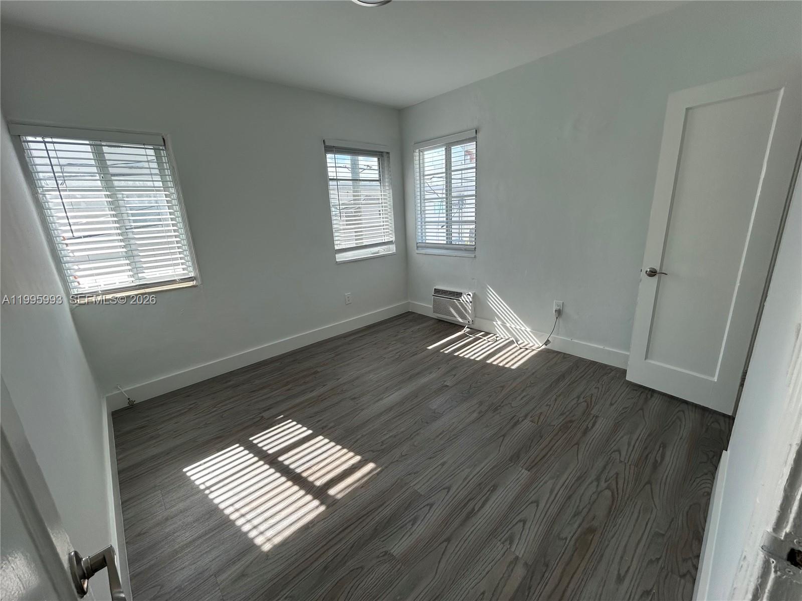 OCEAN BEACH ADDN NO 3 - Residential Lease