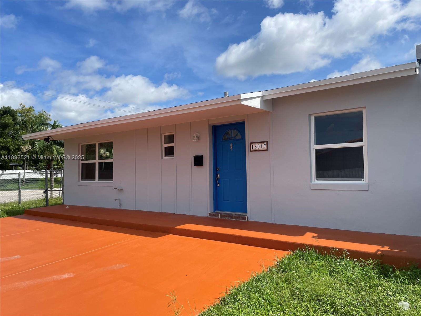 GREENGLADE VILLAS - Residential Lease