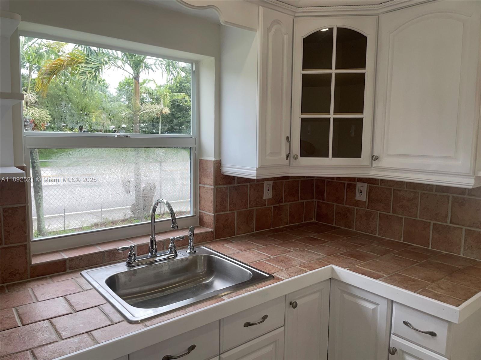GREENGLADE VILLAS - Residential Lease