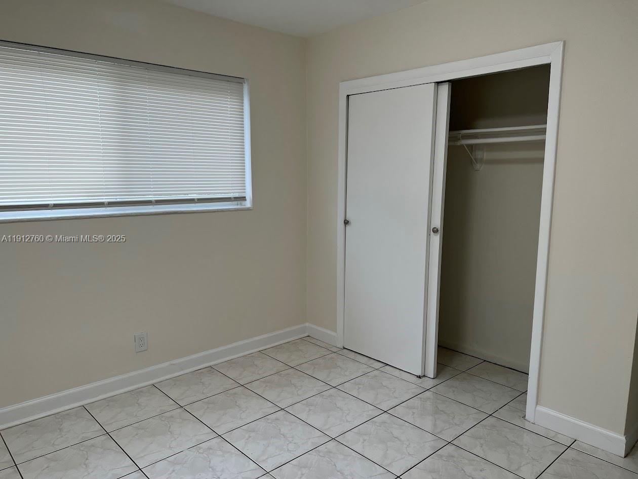 HOLLYWOOD BEACH HEIGHTS S - Residential Lease