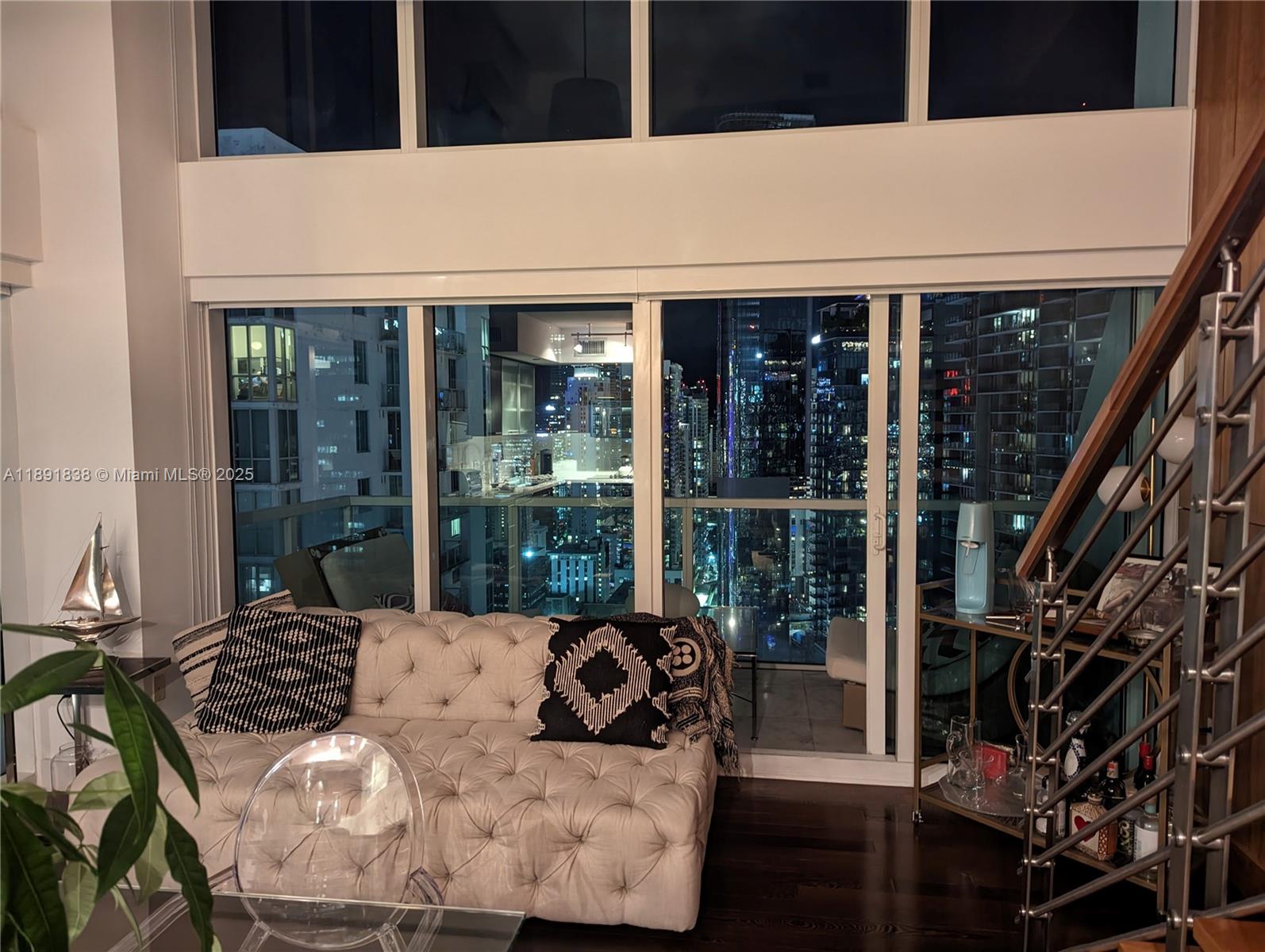 BRICKELL ON THE RIVER S T - Residential Lease