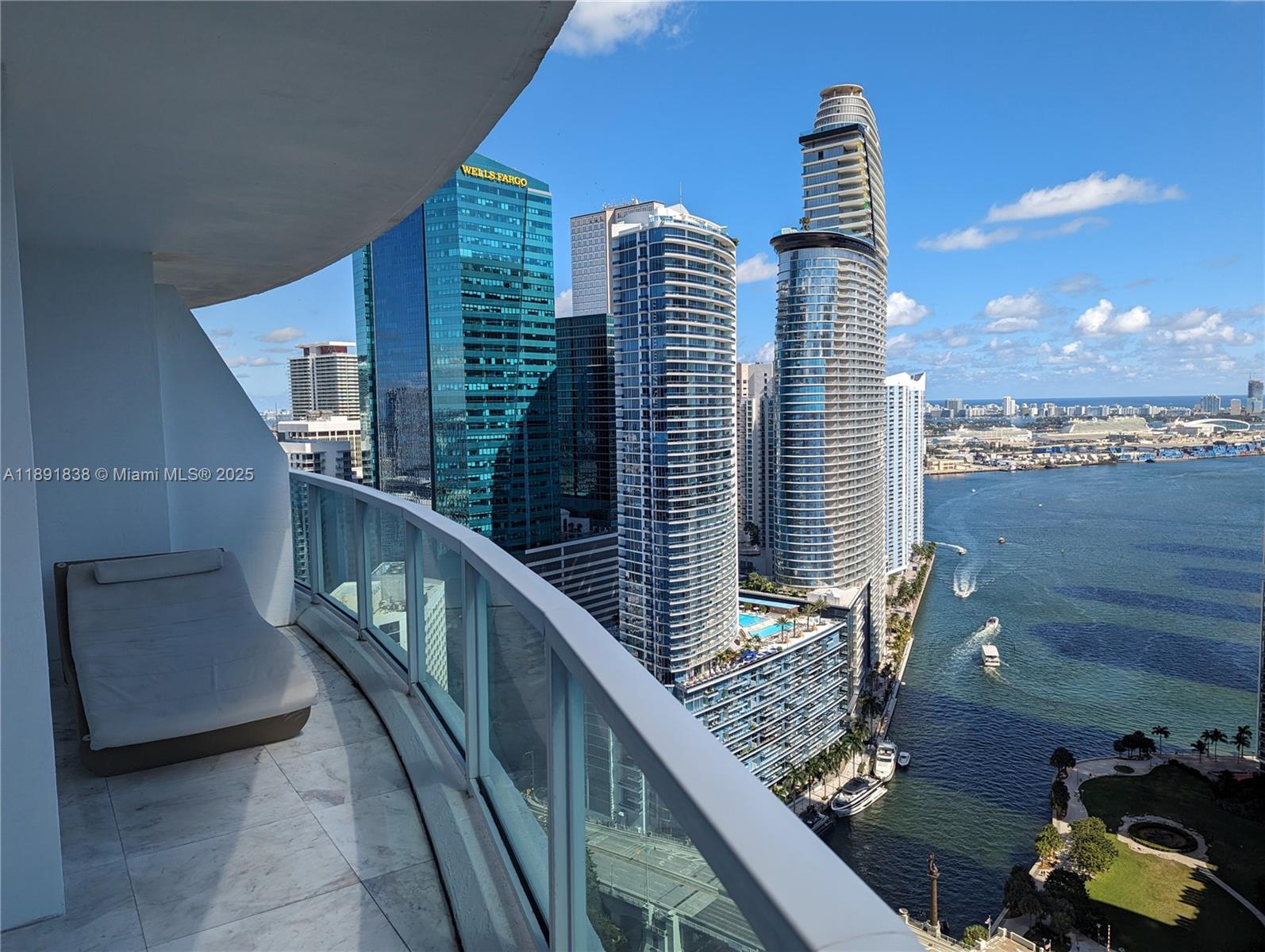 BRICKELL ON THE RIVER S T - Residential Lease