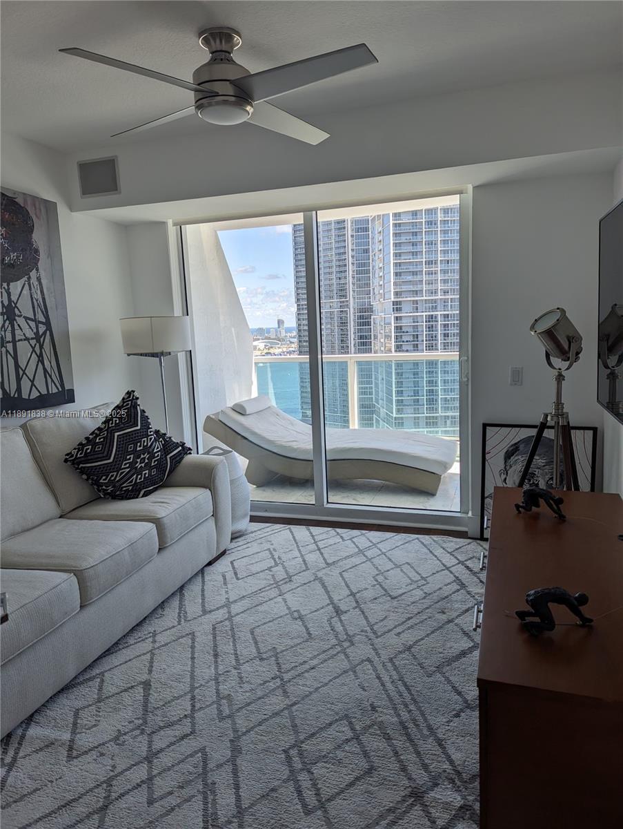 BRICKELL ON THE RIVER S T - Residential Lease