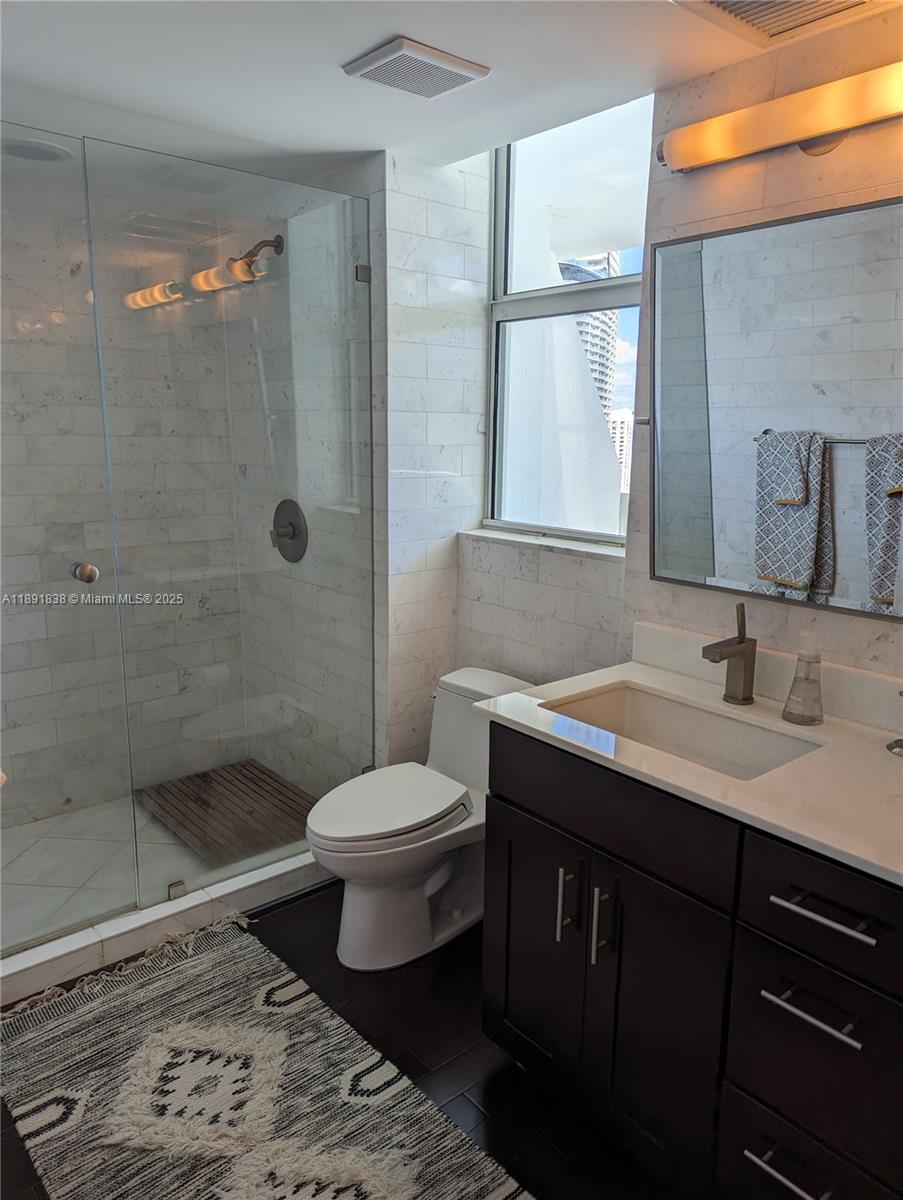 BRICKELL ON THE RIVER S T - Residential Lease