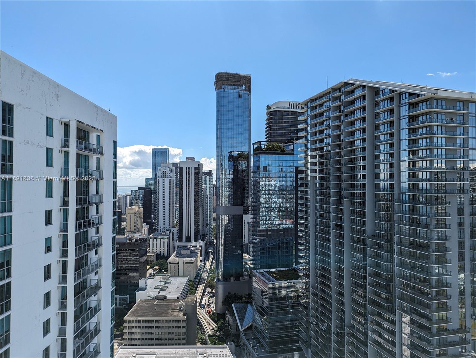 BRICKELL ON THE RIVER S T - Residential Lease