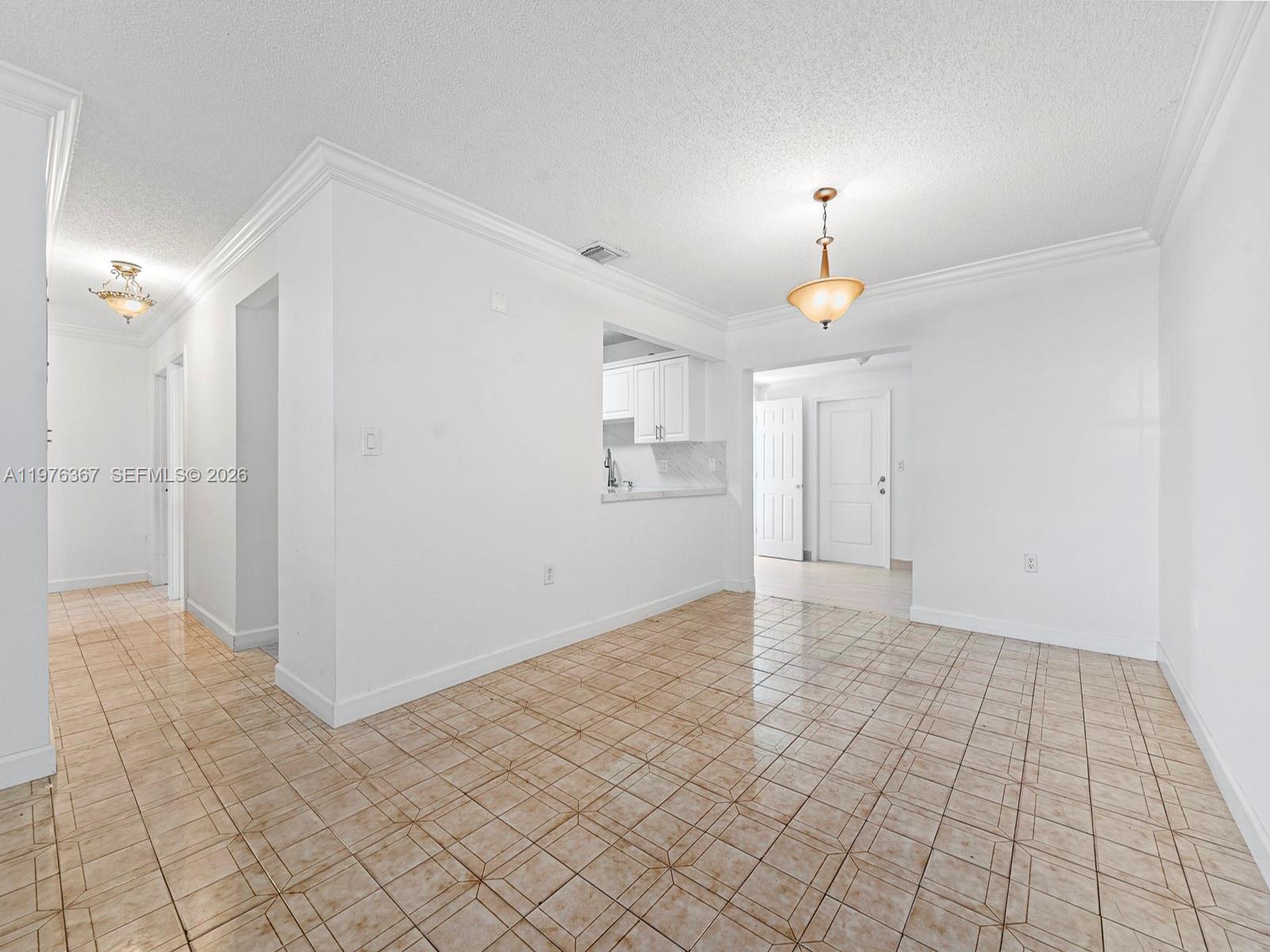 SNAPPER CREEK GDNS SW 70 - Residential Lease