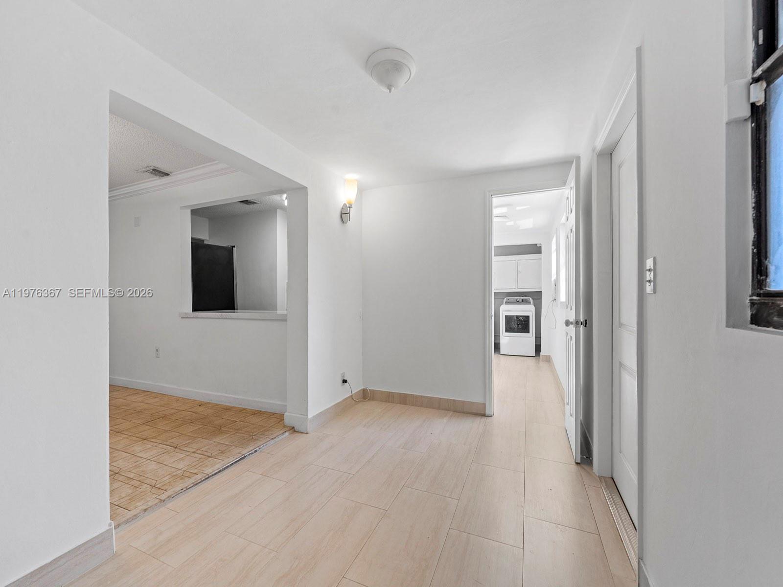 SNAPPER CREEK GDNS SW 70 - Residential Lease