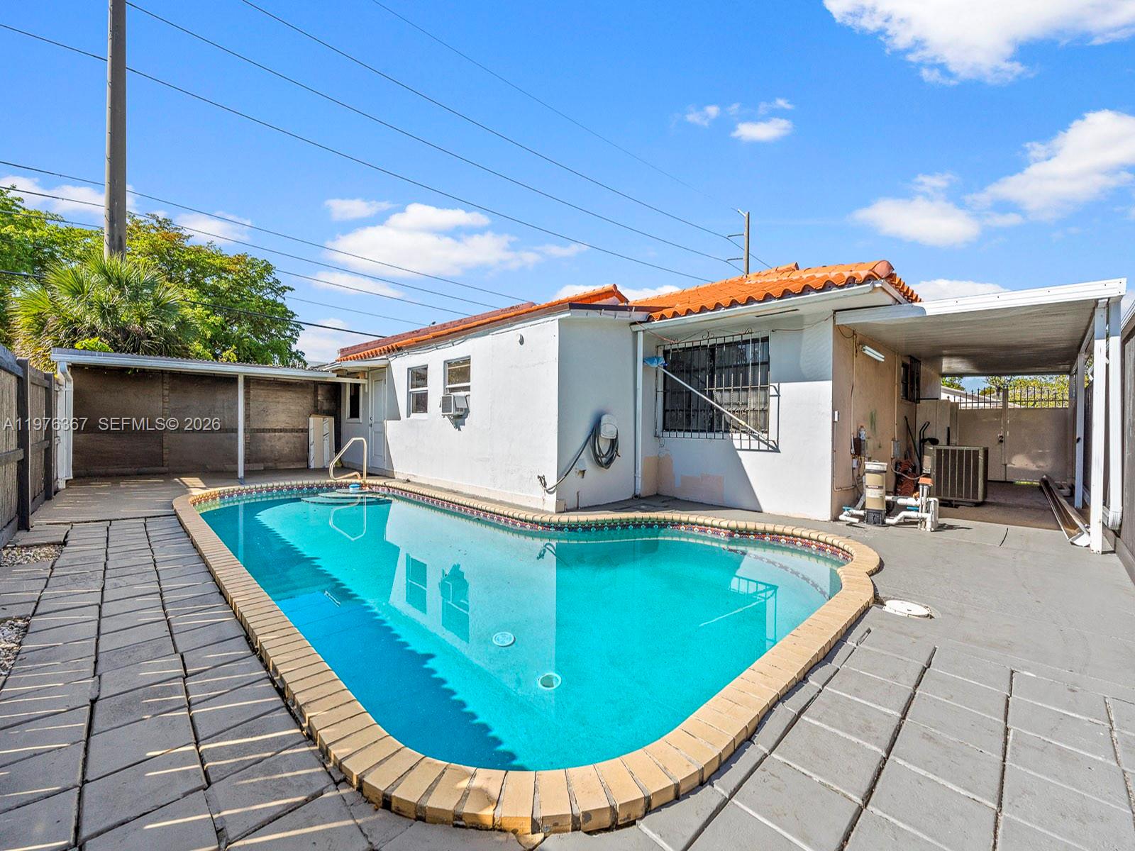 SNAPPER CREEK GDNS SW 70 - Residential Lease