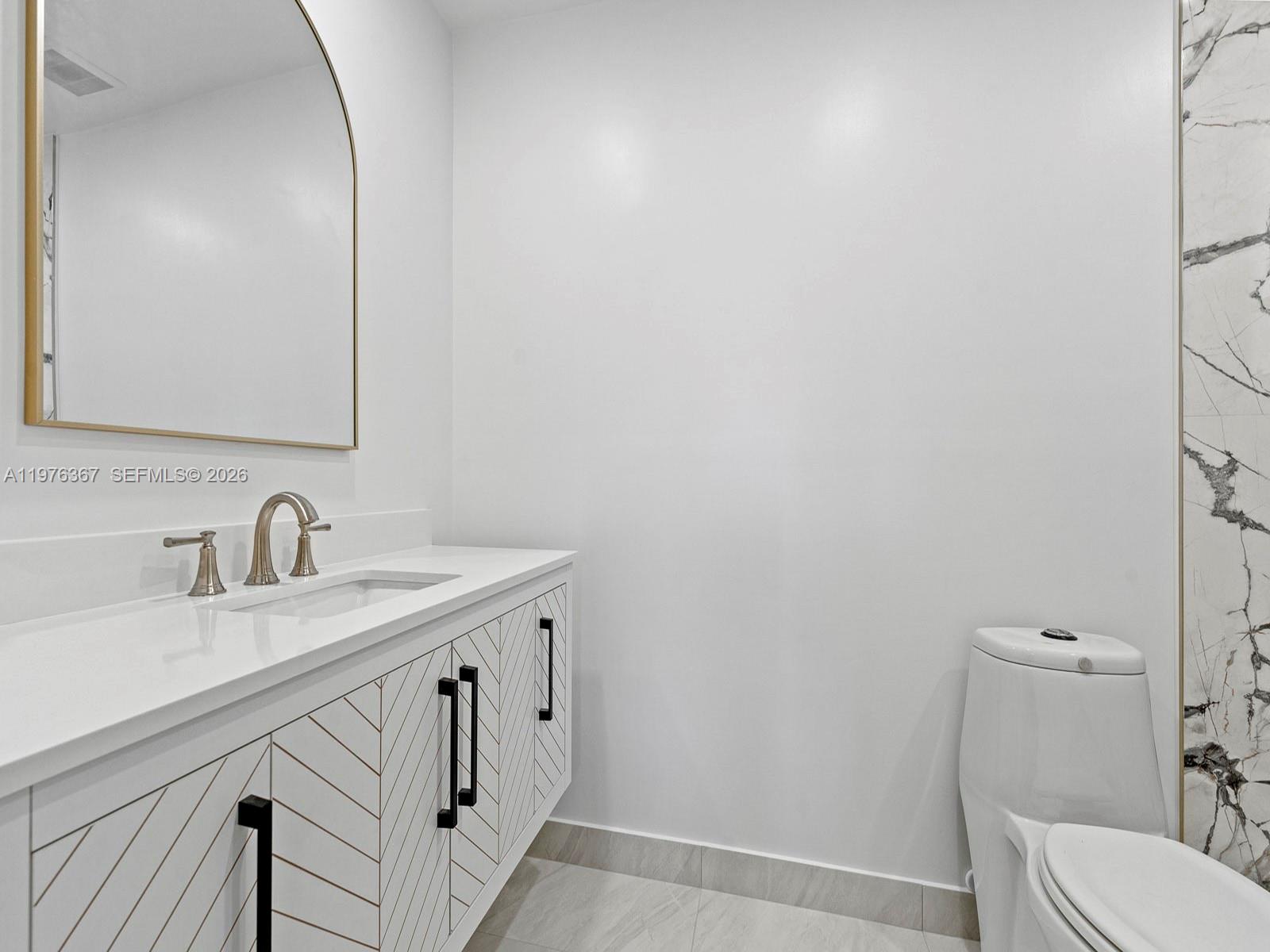 SNAPPER CREEK GDNS SW 70 - Residential Lease