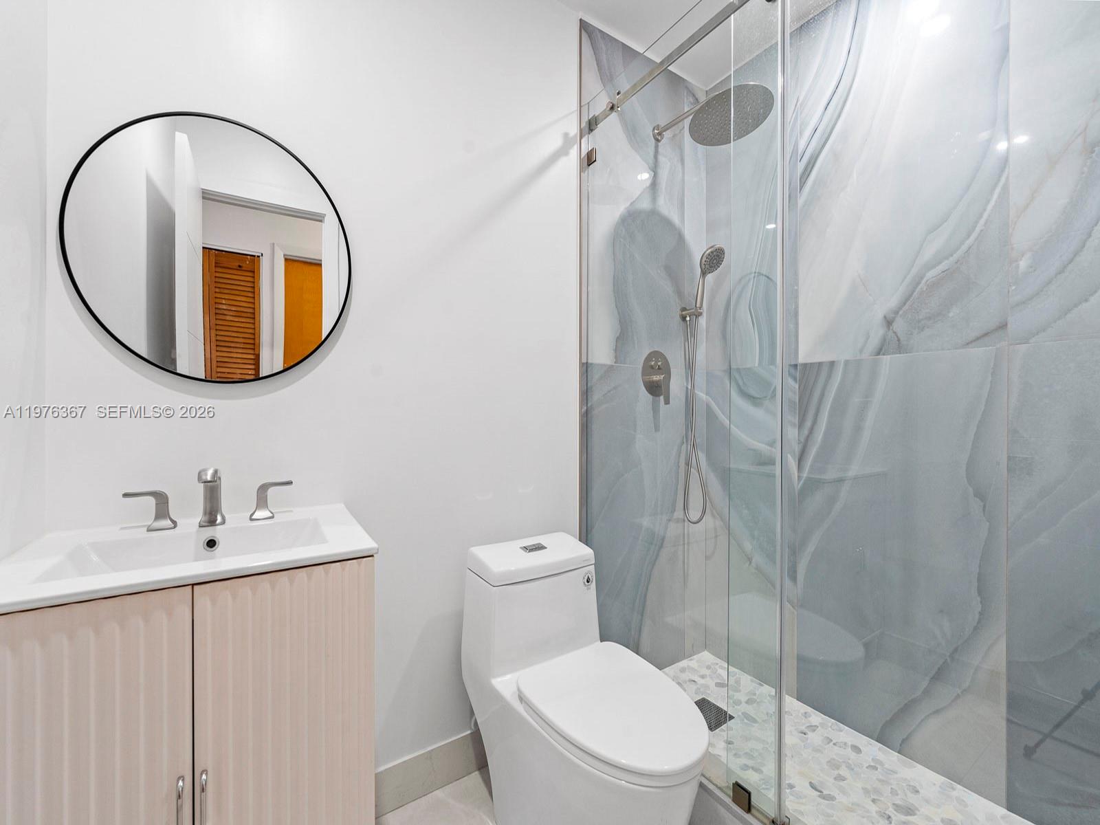 SNAPPER CREEK GDNS SW 70 - Residential Lease