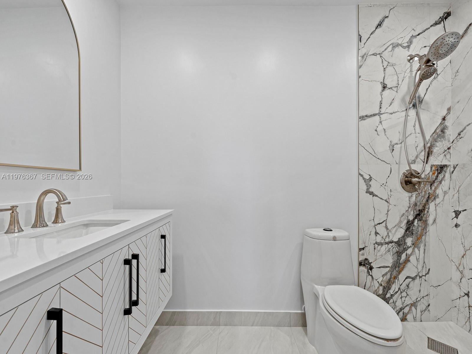 SNAPPER CREEK GDNS SW 70 - Residential Lease