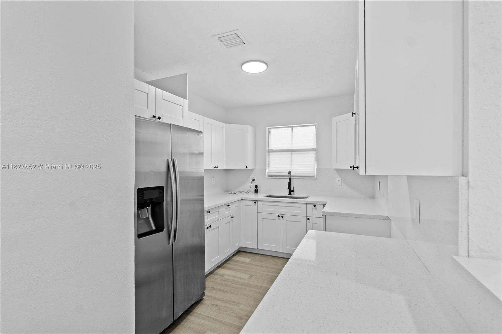 229 SW 2nd Ct