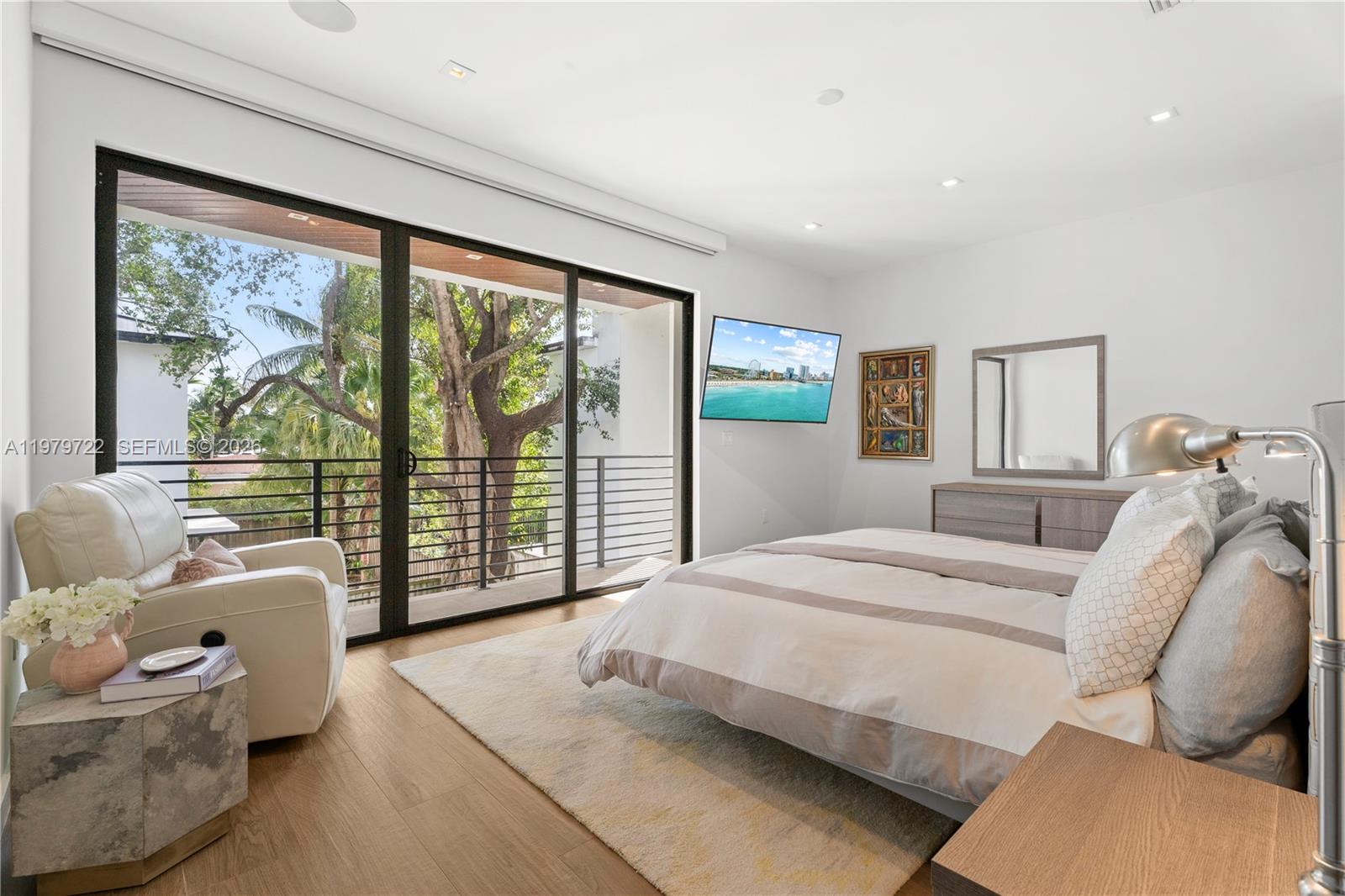 FROW HOMESTEAD - Residential Lease